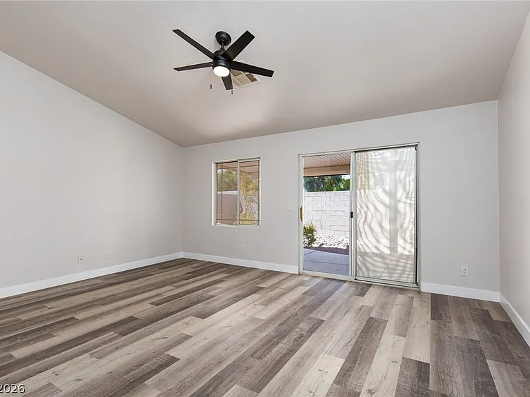 327 Perry Ellis Dr — Photo 26