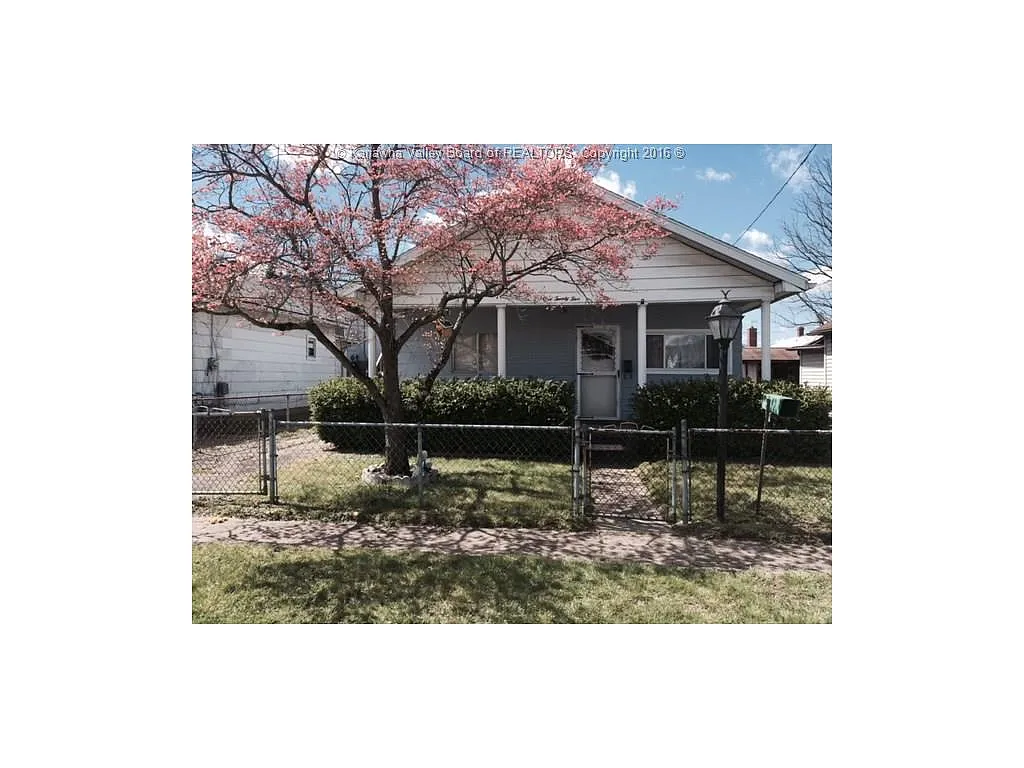 125 7th St photo 1