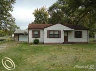 21285 Harriet St, Romulus, MI 48174