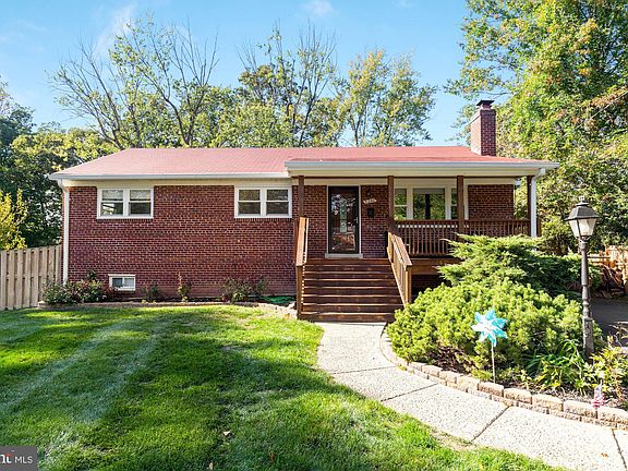5th image of 3248 Brandy Ct