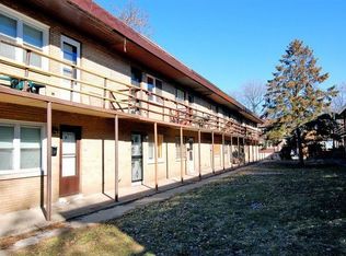 7830 S South Shore Dr, Chicago, IL 60649