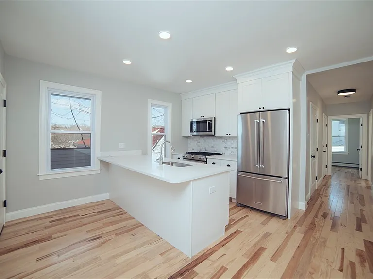 10 Duffley Ct #2 — Photo 1