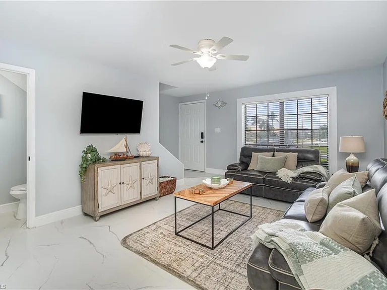 146 Clyburn Way W #I-6 — Photo 5