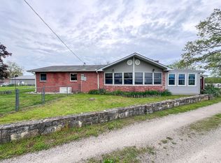 18760 Cedar St, Hermitage, MO 65668