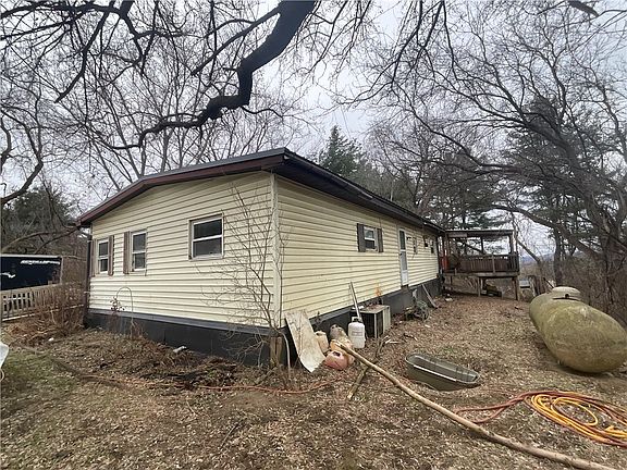 2nd image of 10880 Sandy Hill Rd