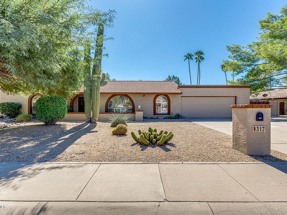 1st image of 317 E Carol Ann Way