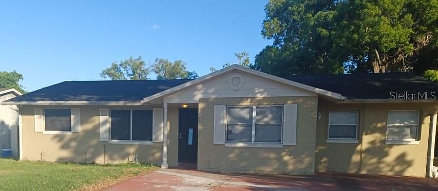 1st image of 113 McKay Blvd