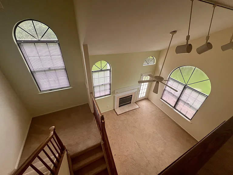 5207 Stonehedge Rd — Photo 11