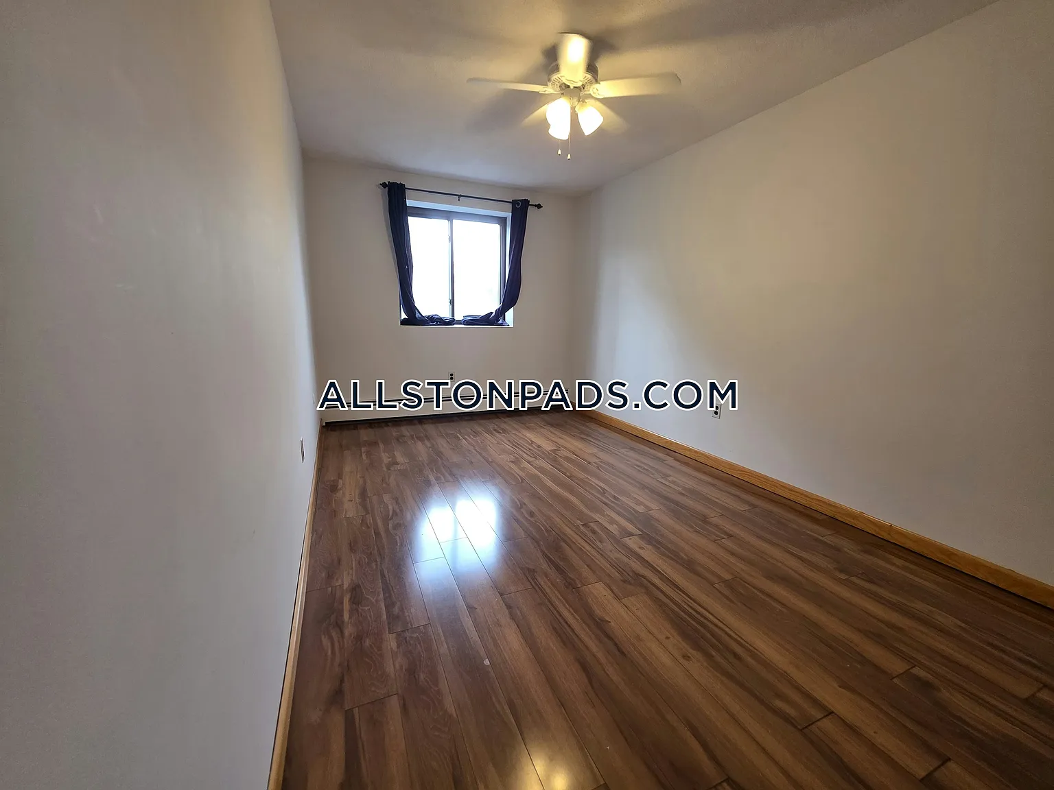 2 bed, 9999 sqft, $2,800 — Photo 4
