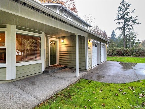 4th image of 4914 Willow Ln NW
