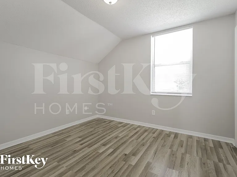609 Greys Ferry Rd — Photo 10