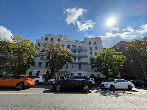 8629 Bay Pkwy #3F, Brooklyn, NY 11214