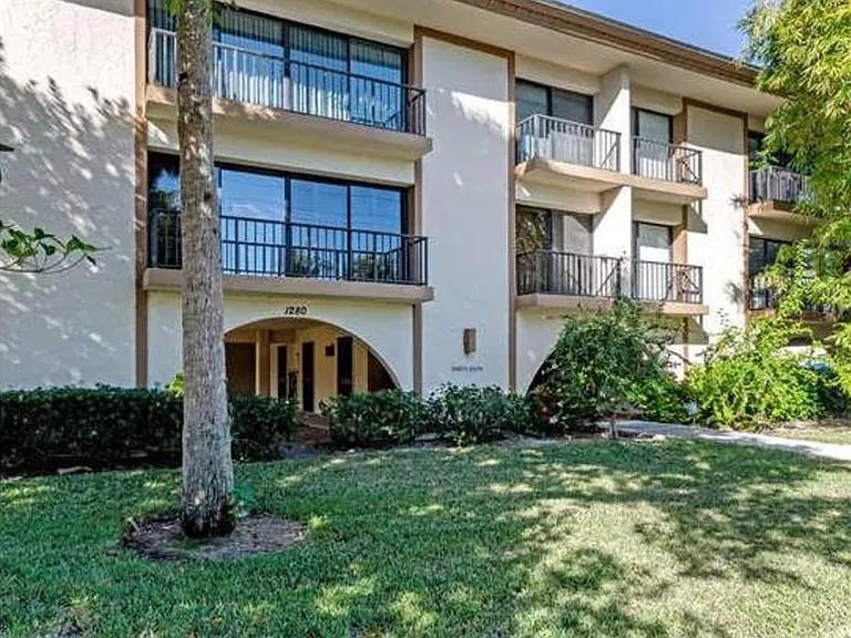 1280 Gordon Dr #C — Photo 20