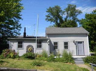 811 Spruce St, Galena, IL 61036