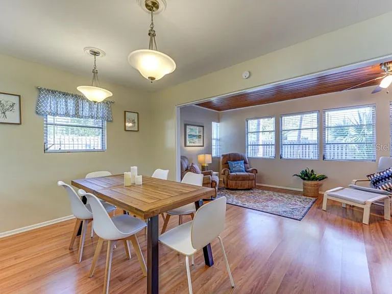 2301 Kalin Ln — Photo 13