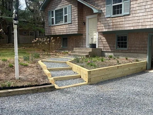 435 Burt St, Taunton, MA 02780