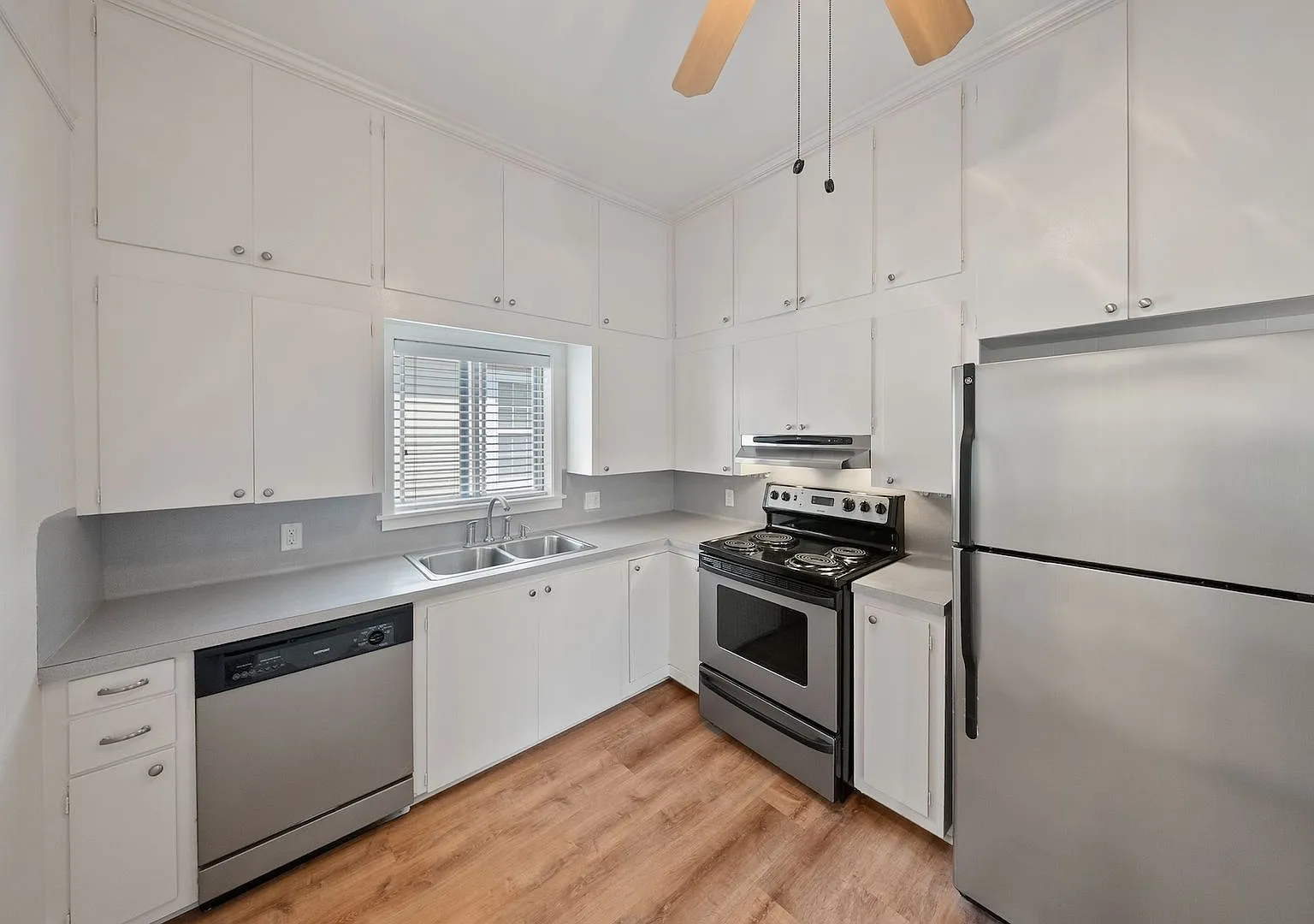 Charming 3-Bedroom Home in Historic Downtown Port Allen — Photo 1