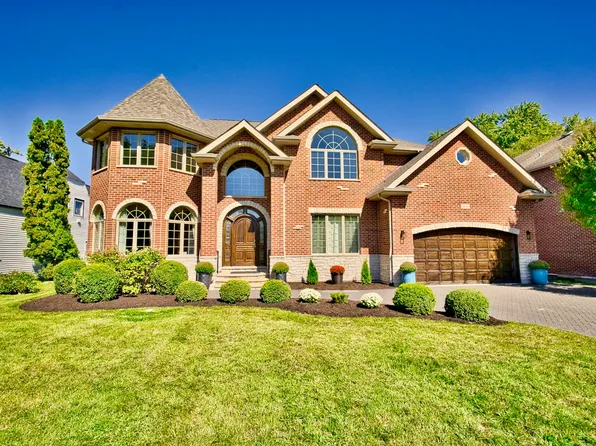 6920 W Jarvis Ave, Niles, IL 60714