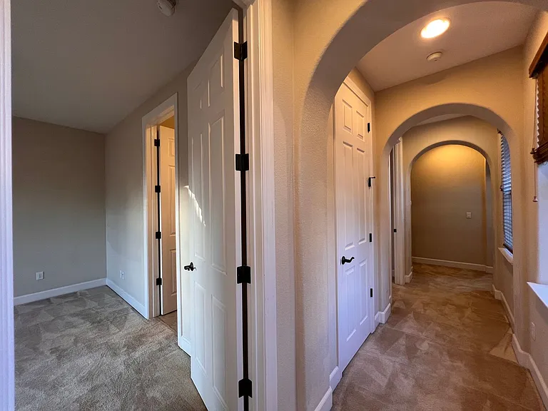 10880 Pentwater Dr — Photo 12