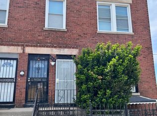 535 E 68th St, Chicago, IL 60637