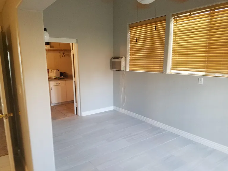 1107 E Broadmor Dr — Photo 19