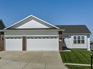 1741 NW Flader Ct, Lincoln, NE 68528