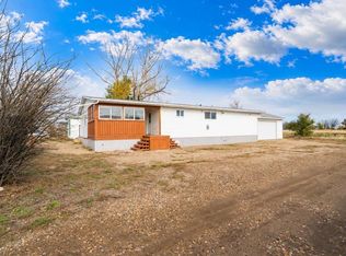 204 6th St W, Drumheller, AB T0J0Y3