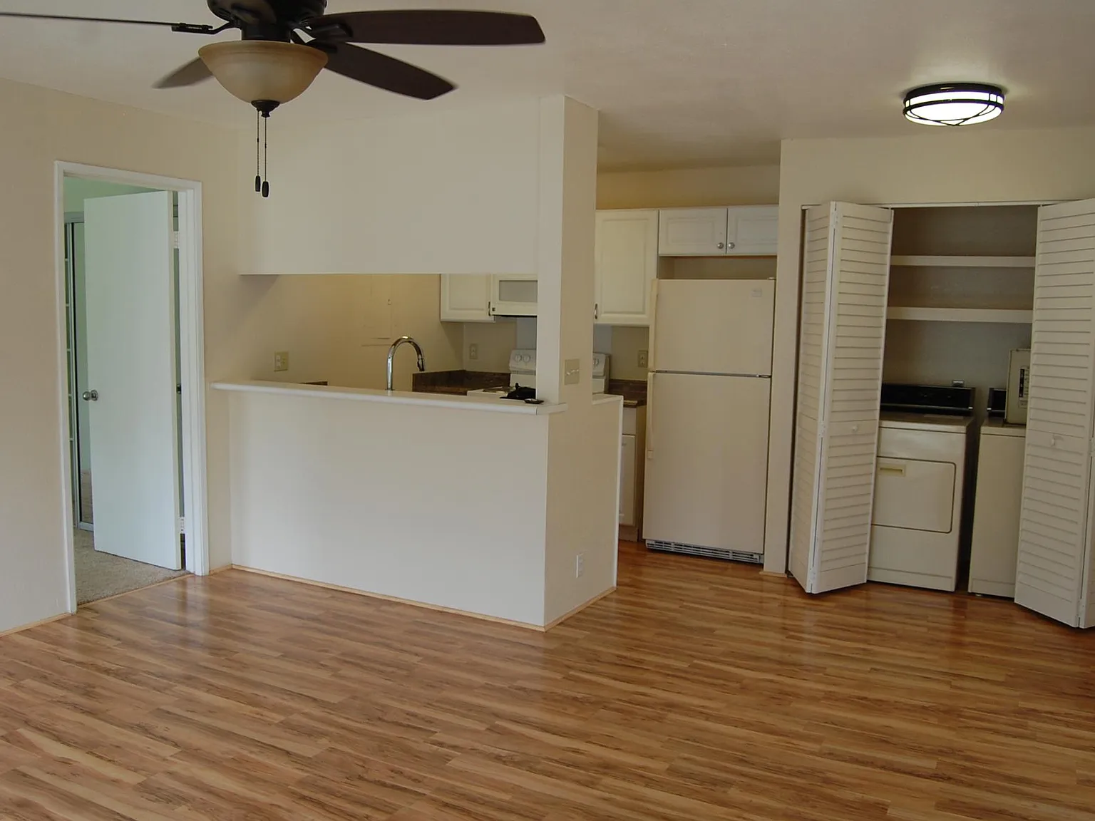 2 bed, 810 sqft, $2,800 — Photo 3