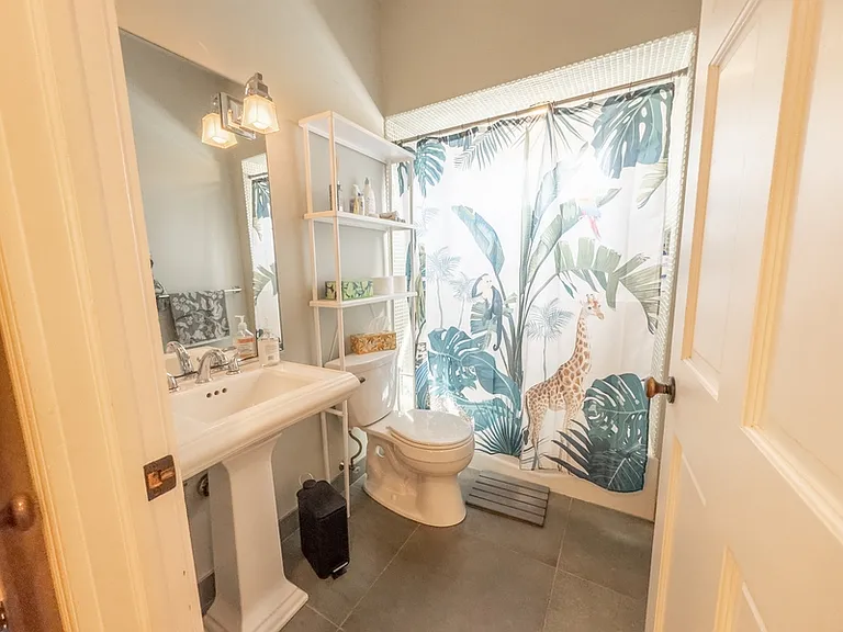589 Franklin St #3 — Photo 17