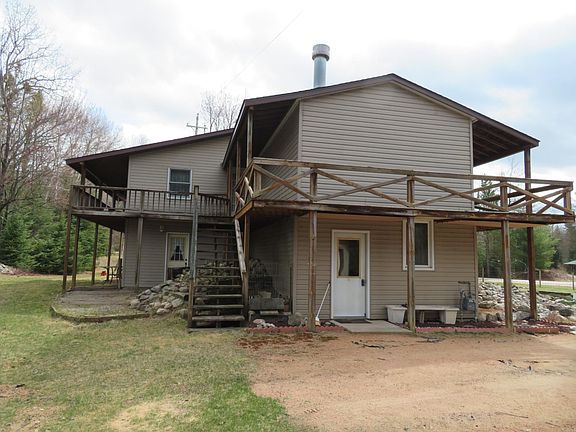 2nd image of 5046 Forest Ln
