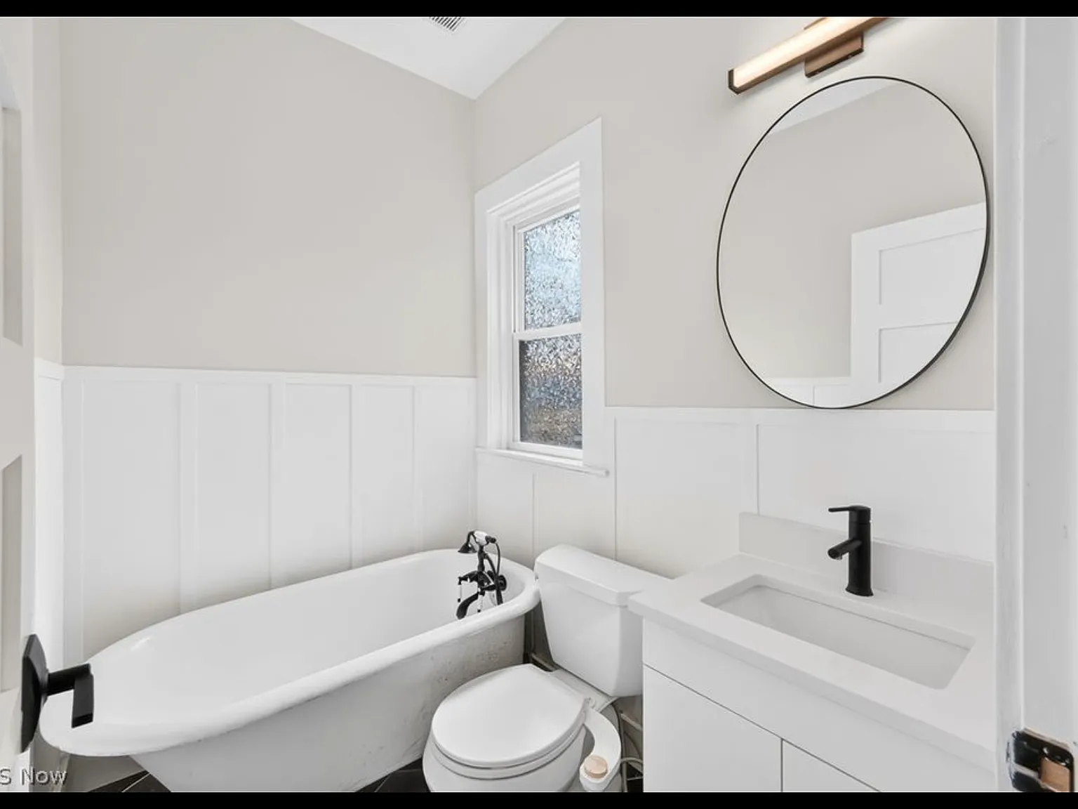 2 bed, 1335 sqft, $2,550 — Photo 2