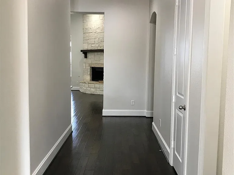 2226 Falcon Brook Dr — Photo 9