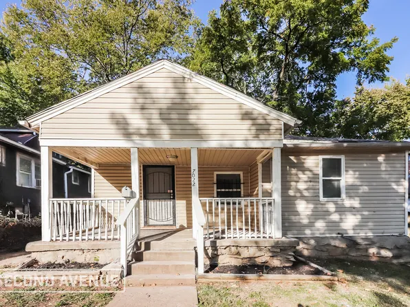 7022 S Benton Ave, Kansas City, MO 64132