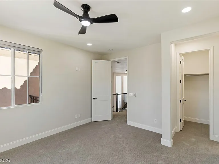2462 Hollow Rock Ct — Photo 32