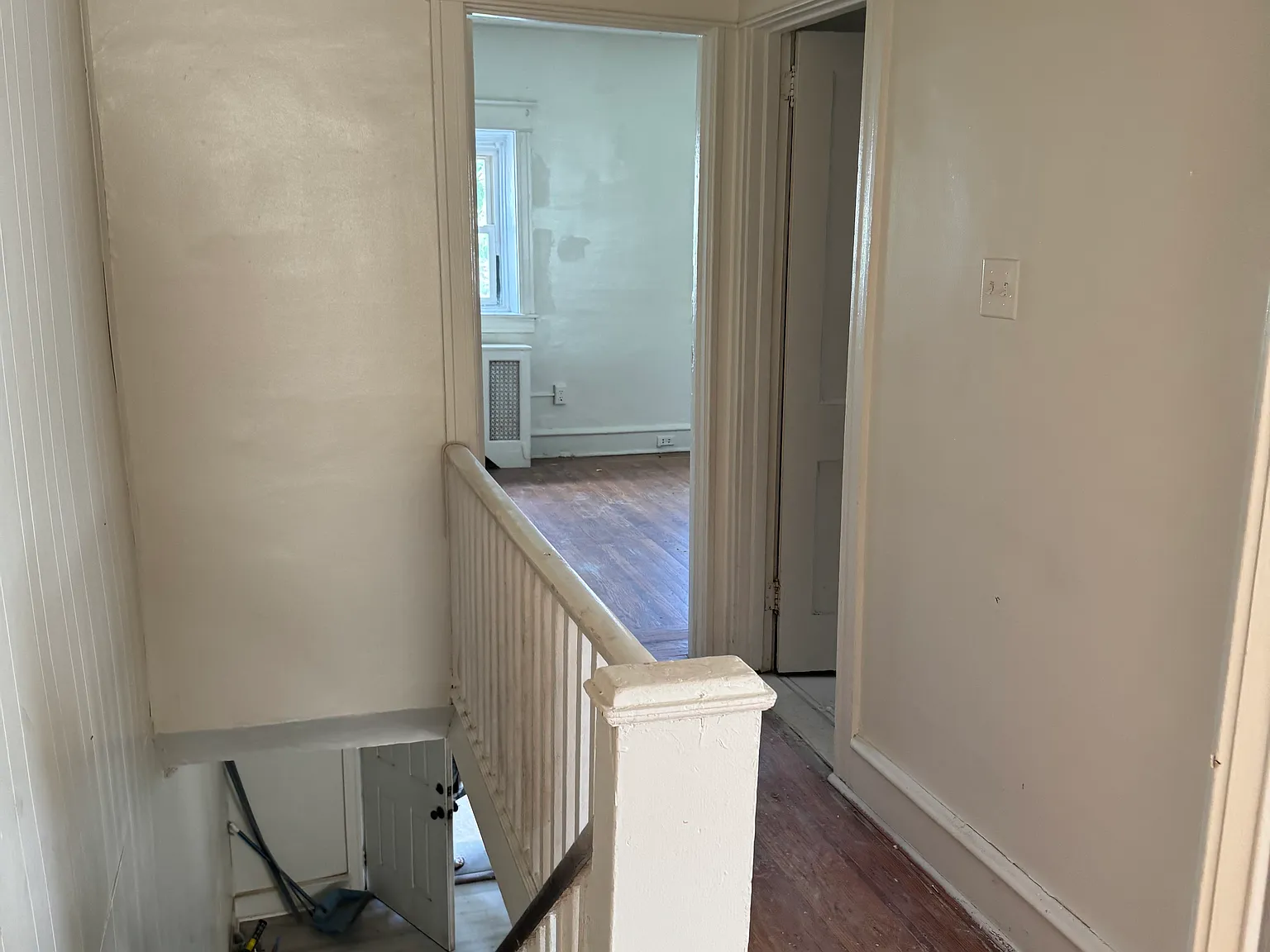 3 bed, 1132 sqft, $2,000 — Photo 2
