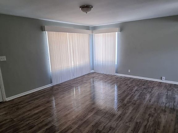 4th image of 319 W Regent St #A