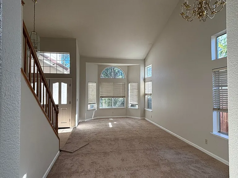 5021 Chaparral Ct — Photo 14