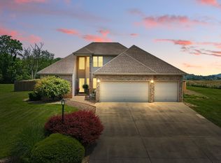 17308 Crabtree Ct, Bristol, VA 24202