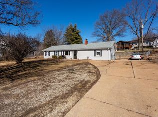 1507 Smizer Station Rd, Fenton, MO 63026