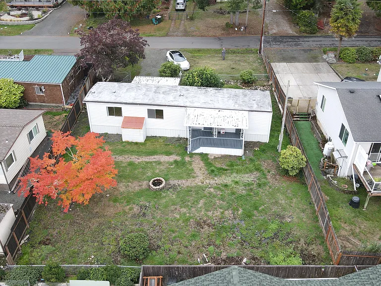 10012 Overlook Dr NW — Photo 1