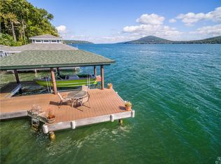 6377 Old Post Rd, Naples, NY 14512