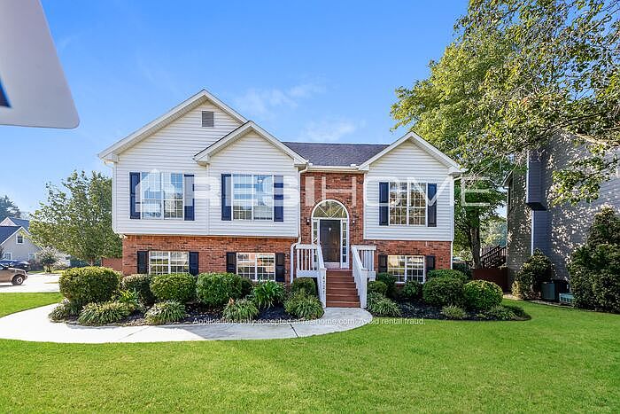 1st image of 4727 Vineyard Ct SE