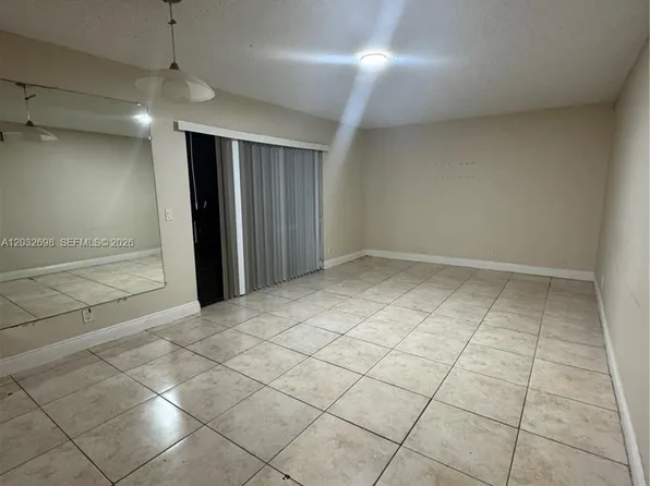 1721 Balfour Point Dr APT D, West Palm Beach, FL 33411