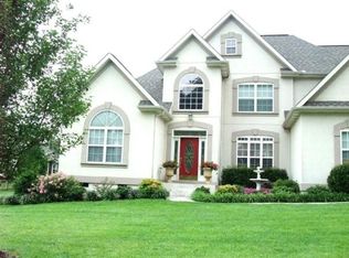 1225 Grenoble Dr, Knoxville, TN 37909