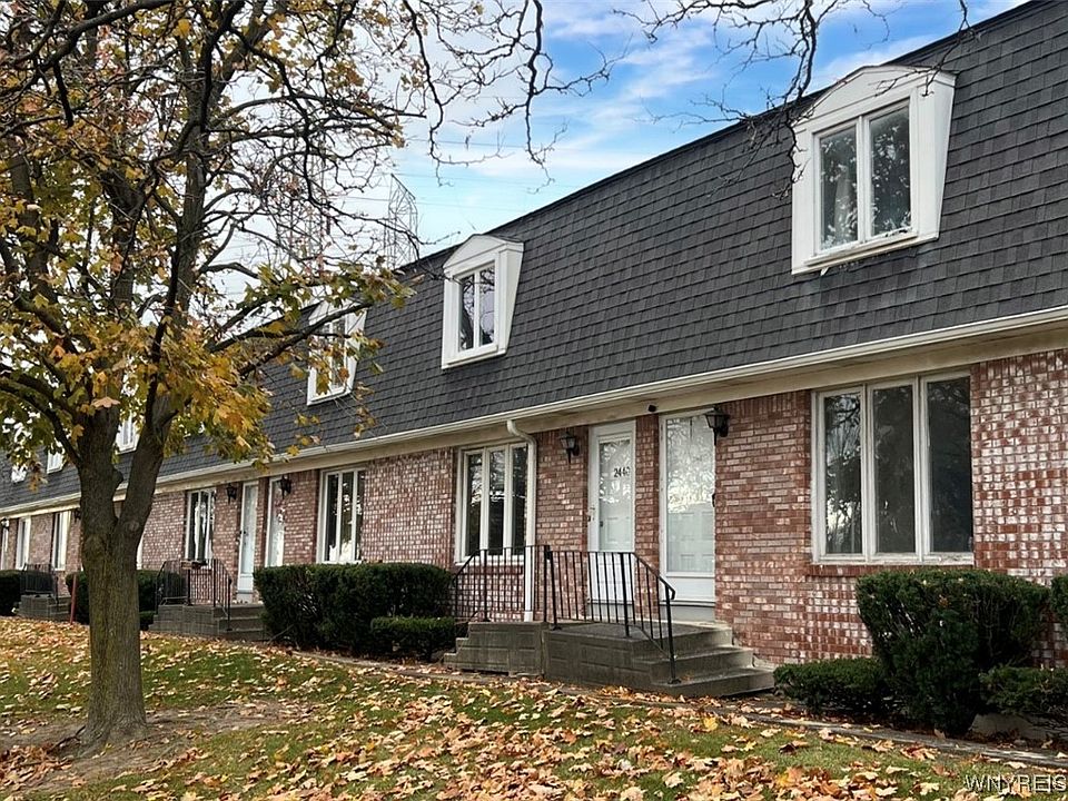 1st image of 2442 Colvin Blvd