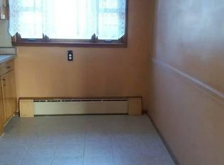 993 E Schaaf Rd, Brooklyn heights, OH 44131