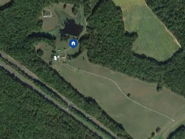 877 Holland Creek Rd, Louisa, VA 23093