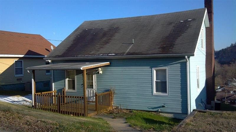 2nd image of 512 Ridgeview Ave