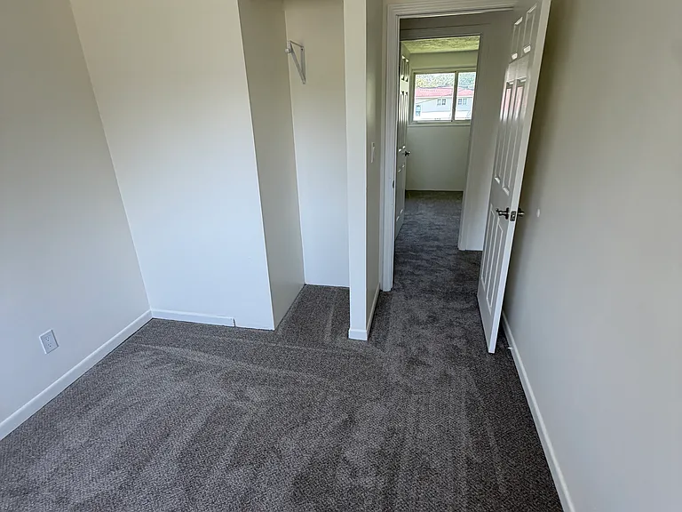 153 Argus Dr — Photo 9