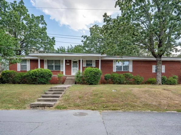 2500 North Dr, N Little Rock, AR 72118